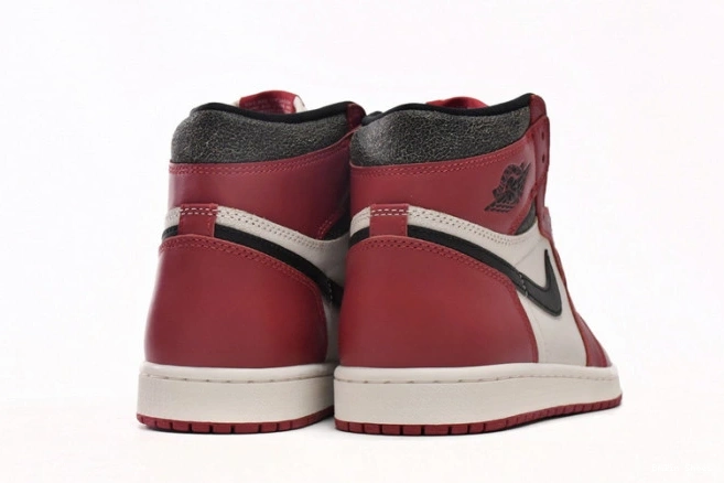 Bmlin OG Found Retro 1 and DZ5485-612 Chicago Jordan High Lost 0820